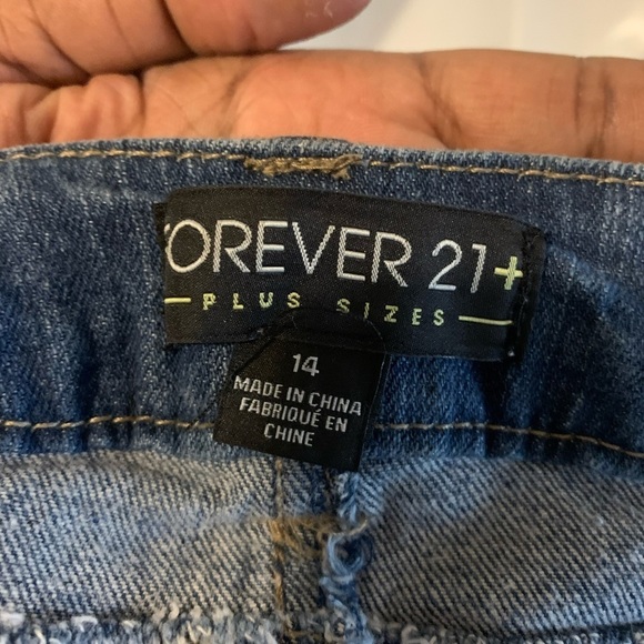 🟤 3/$25 Forever 21 Distressed Shorts Sz 14 - Picture 4 of 5